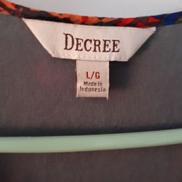 Decree Multi color tank - Picture 3 of 5